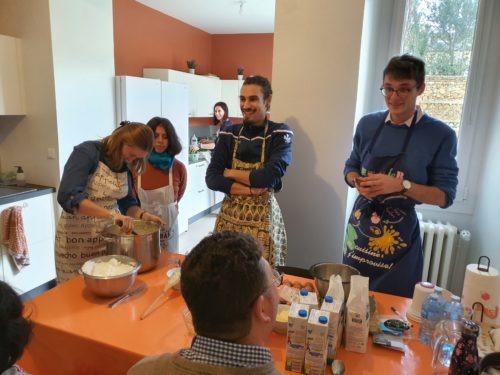 photo des résidents en cuisine
